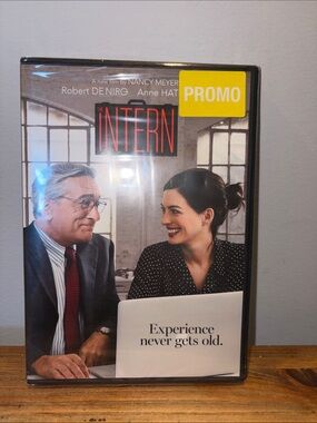 The Intern DVD - NEW